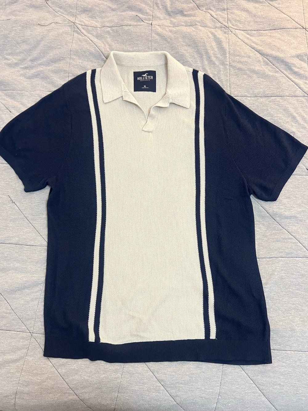 Hollister Navy and Cream Short-Sleeve Retro Polo